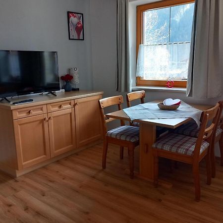 Bichlerhof Lejlighed Radfeld Eksteriør billede