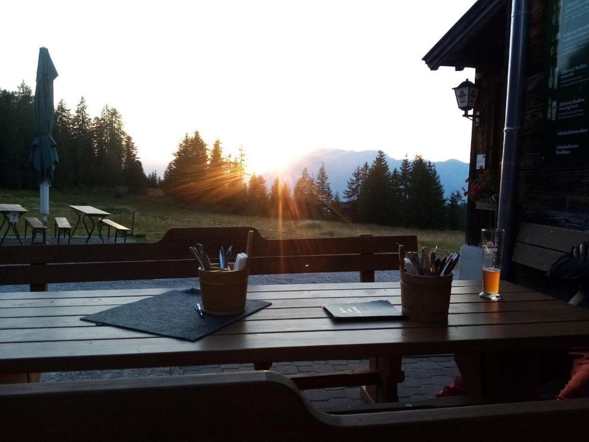 Bichlerhof Lejlighed Radfeld Eksteriør billede