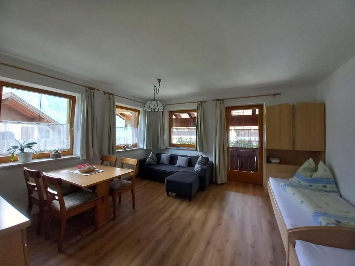 Bichlerhof Lejlighed Radfeld Eksteriør billede