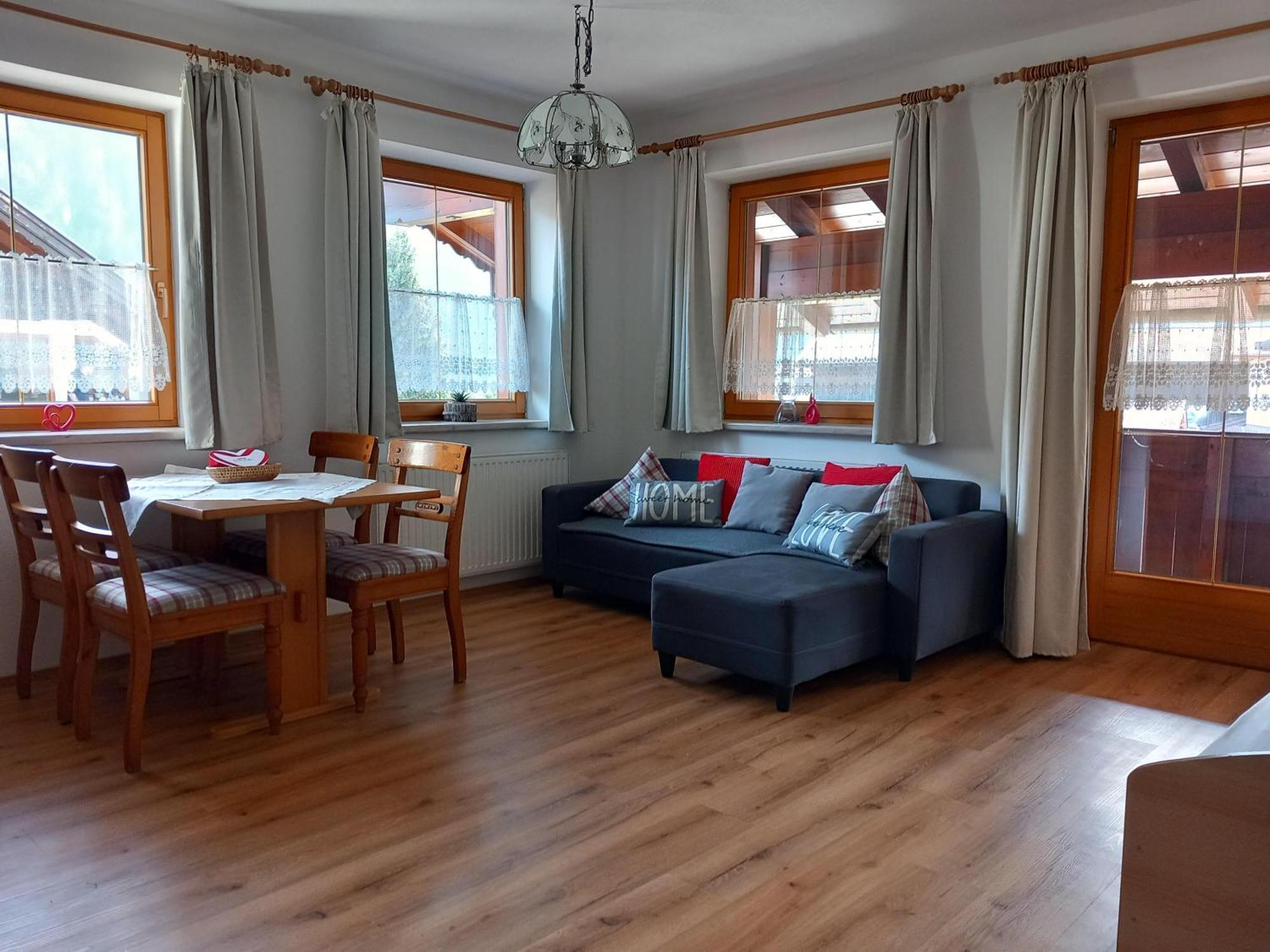 Bichlerhof Lejlighed Radfeld Eksteriør billede