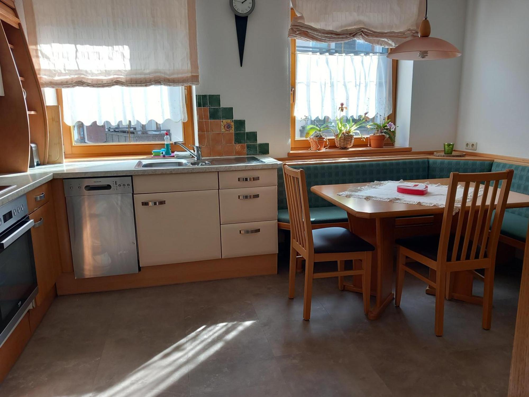 Bichlerhof Lejlighed Radfeld Eksteriør billede